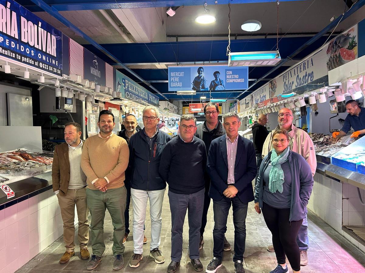 El conseller de Agricultura, Pesca y Medio Natural, Joan Simonet y el consejero canario, Narvay Quintero en su visita institucional