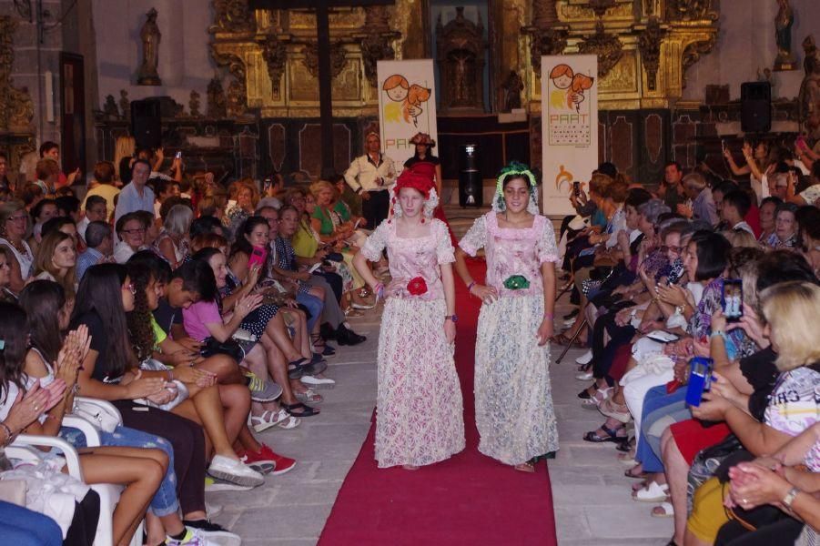 Desfile solidario en Fuentesaúco