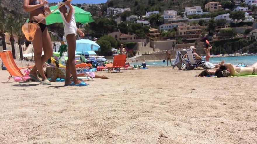 «Banderas negras» para las playas del Portet de Moraira y el Blay Beach de Dénia