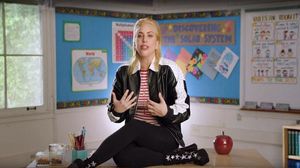 Lady Gaga fa de mestre suplent per a una campanya solidària que recolza l’ensenyament públic.
