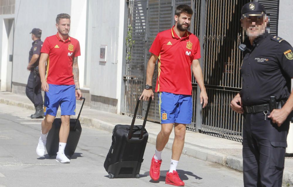 Los jugadores de la Selección llegan a Alicante