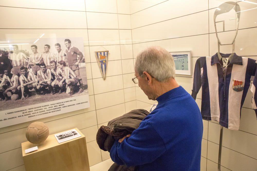 Visitants de l''exposició del Centenari de la Unió