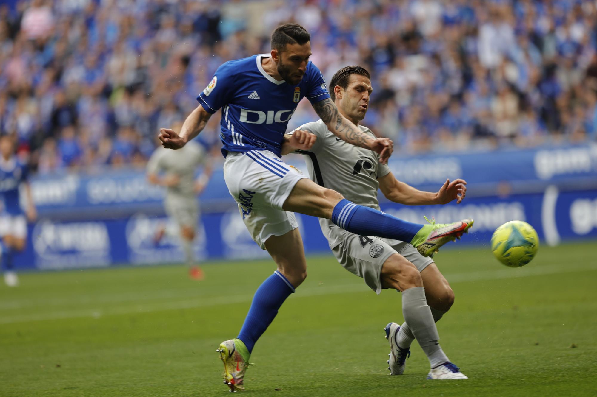 El partido del Oviedo ante el Ibiza, en imágenes