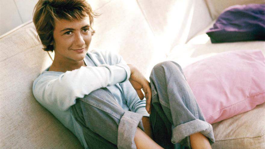 Françoise Sagan, colaboradora de la revista &#039;Elle&#039; y habitual de la pandilla de Yves Saint Laurent.