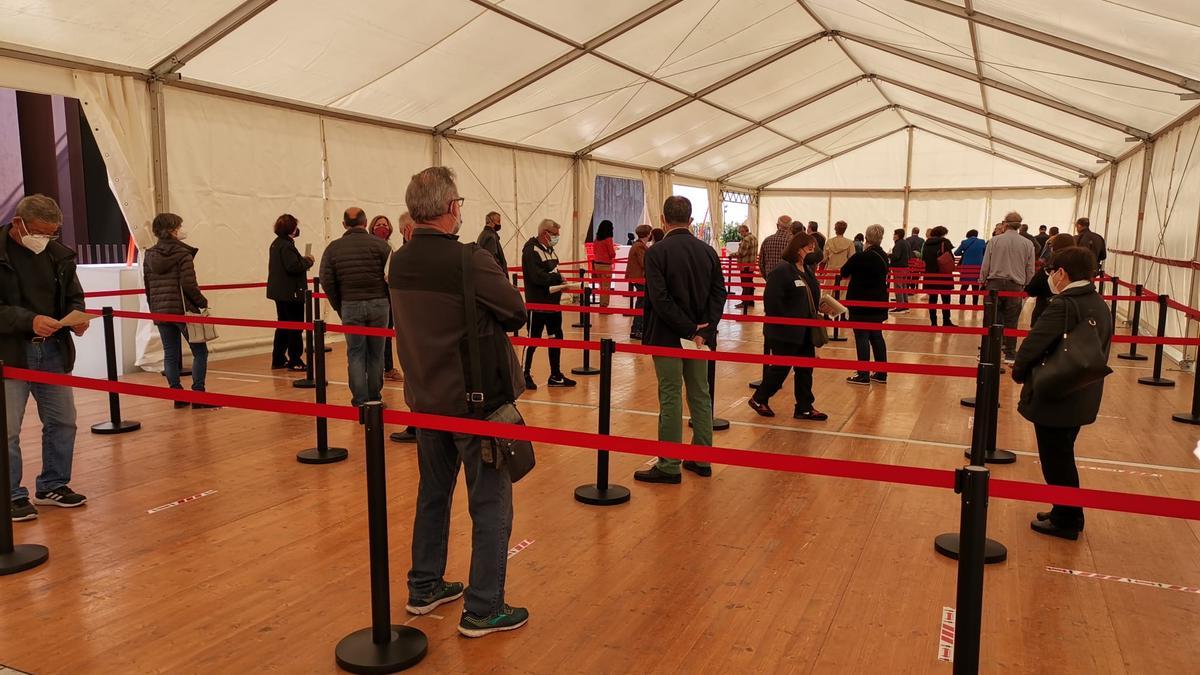 Vacunación masiva en el Auditori de Castelló.