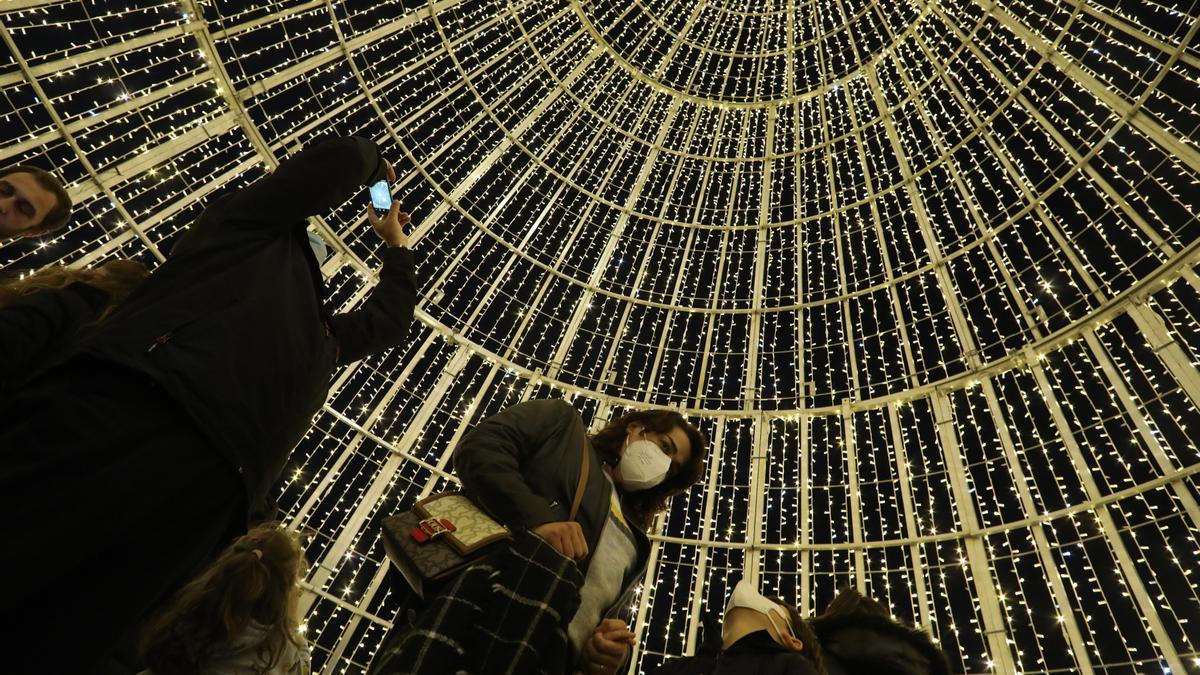 Así ha sido el encendido de luces de Navidad en Avilés