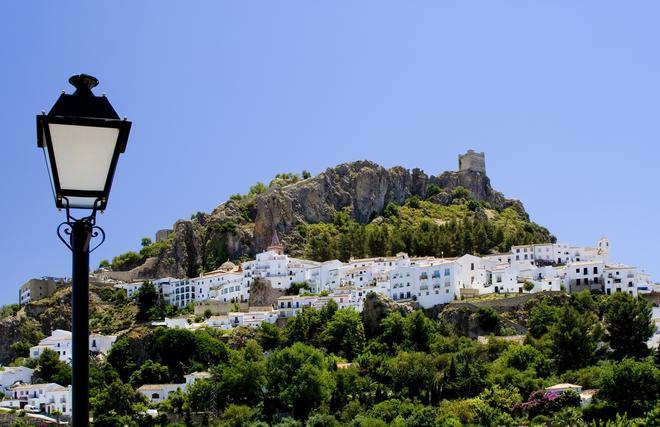 Zahara de la Sierra, Grazalema