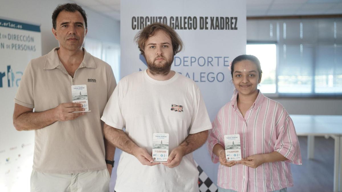 Los ganadores del Trofeo Teresa Herrera de Ajedrez celebrado en la ERLAC