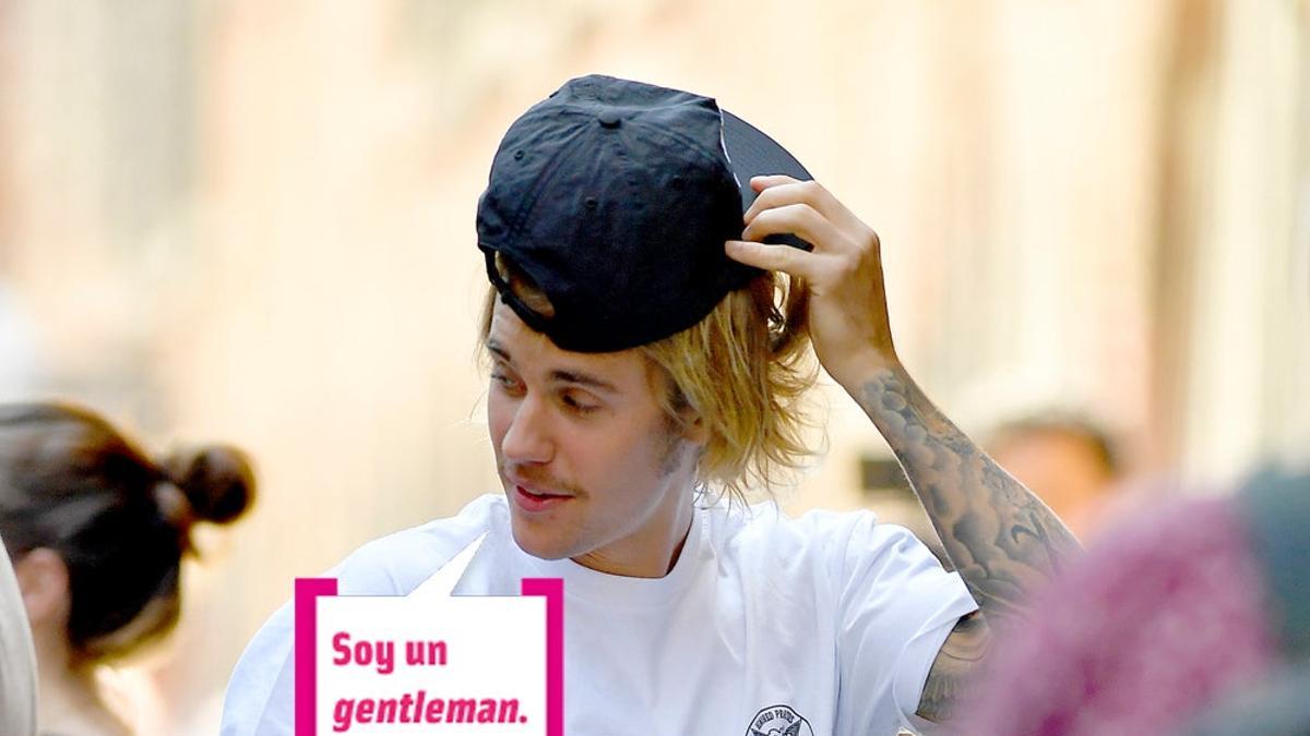 Justin Bieber se coloca la gorra