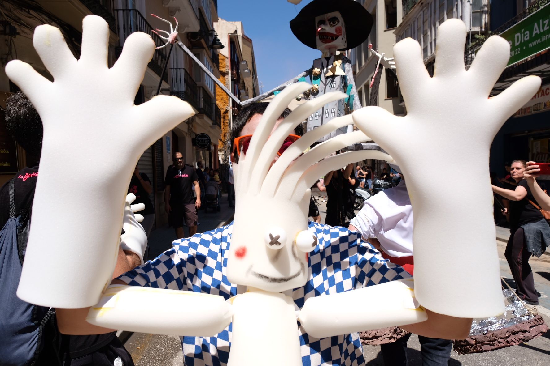 Manifestación de La Invisible contra su desalojo