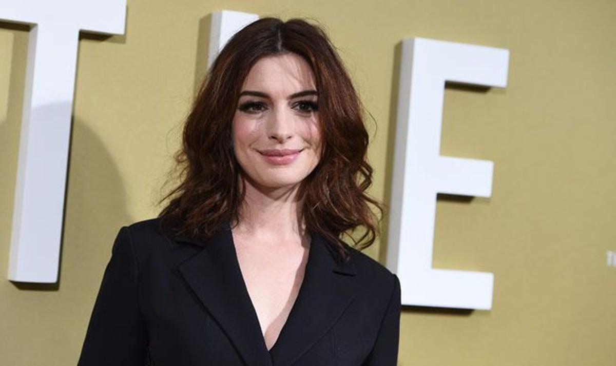 Anne Hathaway en la premiere de 'The hustle' ('Timadoras compulsivas')