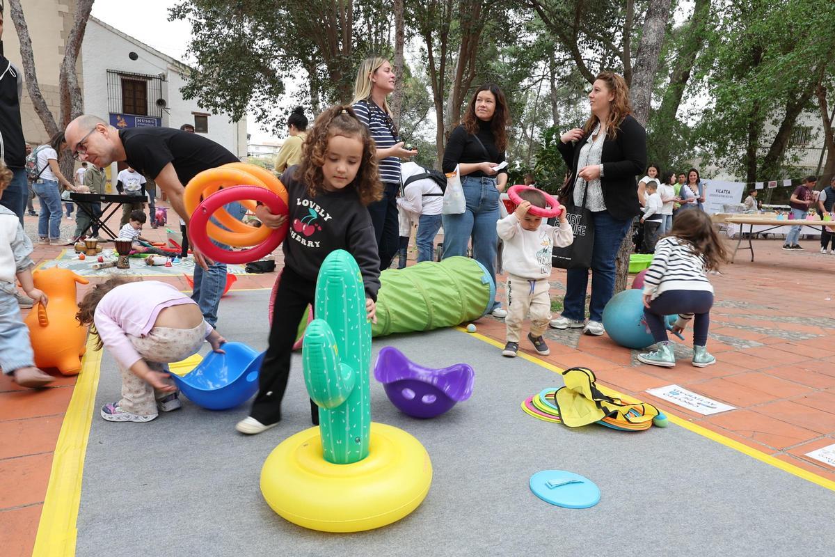 Fotogalería I Vila-real celebra la Festa de la Diversitat en el Termet Fotogalería I Vila-real celebra la Festa de la Diversitat en el Termet