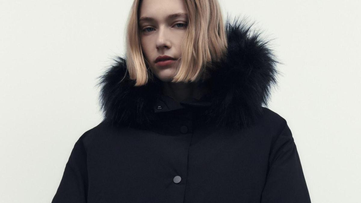 El abrigo de Zara que debes comprar en rebajas: ¡ahorra un 40%!