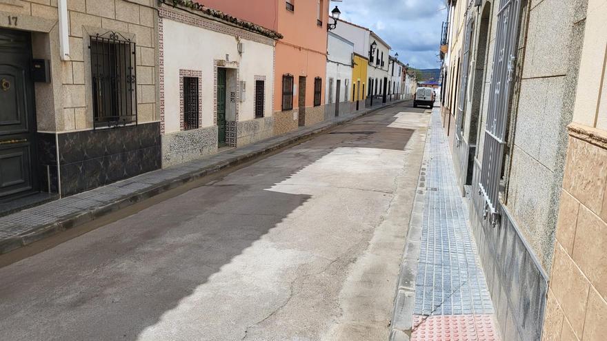 Finalizadas las obras de la calle Colmenillas de Peñarroya-Pueblonuevo