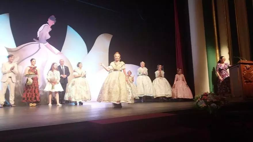 Así ha sido la elección de María Benedito como fallera mayor infantil de Alzira