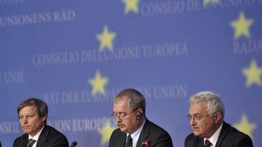 La CE revisará al alza la ayuda a España por la crisis del pepino