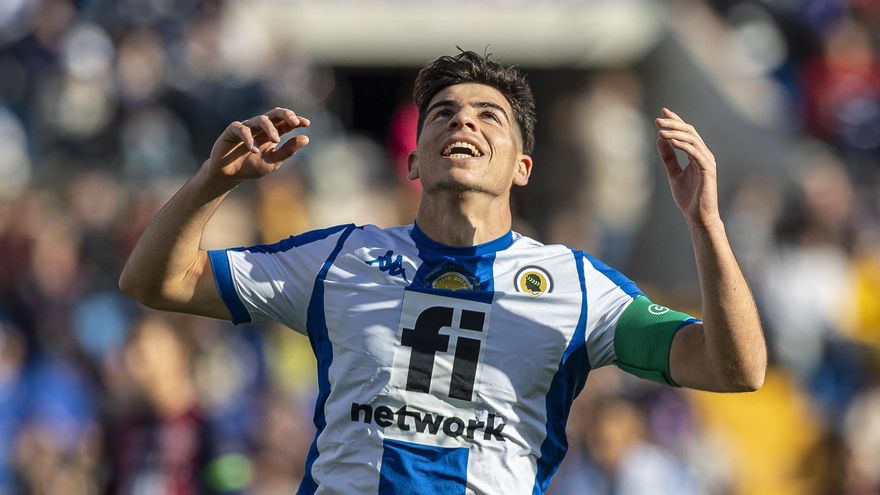 El Hércules cruza los dedos con Nico Espinosa