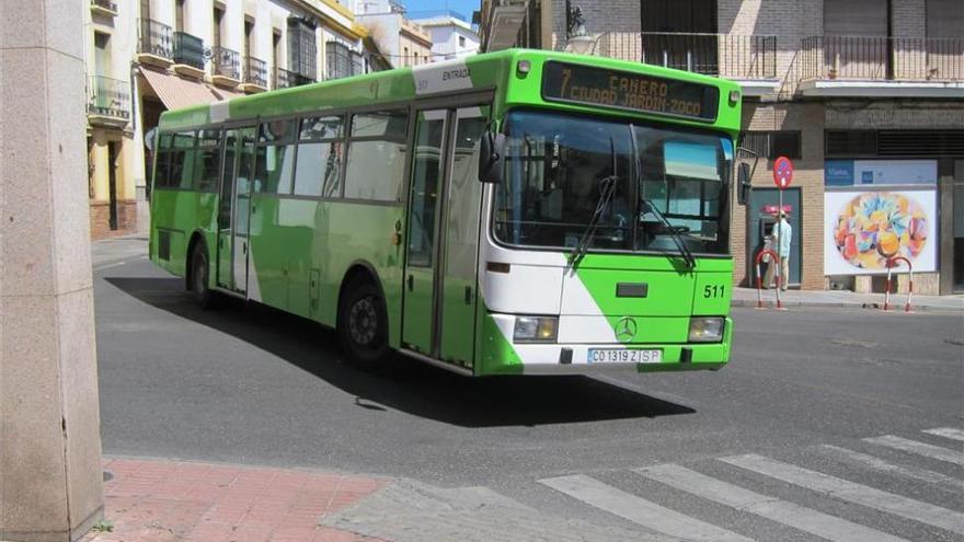 Dos líneas de autobuses dejarán de circular por la calle Alfaros