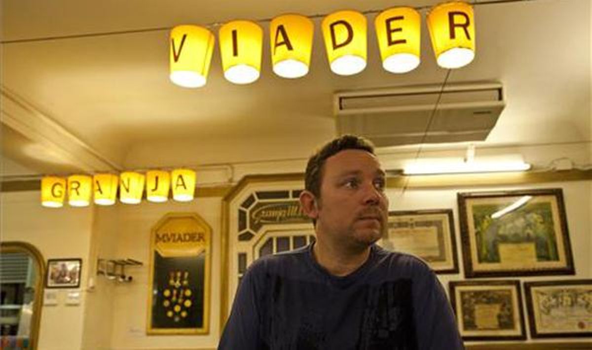 Una passejada pel Raval amb Albert Adrià.