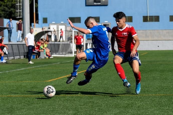 25-01-20  DEPORTES. CAMPOS DE FUTBOL DE LA ZONA DEPORTIVA DEL PARQUE SUR EN  MASPALOMAS. MASPALOMAS. SAN BARTOLOME DE TIRAJANA.  San Fernando de Maspalomas Santos- Veteranos del Pilar (Cadetes).  Fotos: Juan Castro.  | 25/01/2020 | Fotógrafo: Juan Carlos Castro