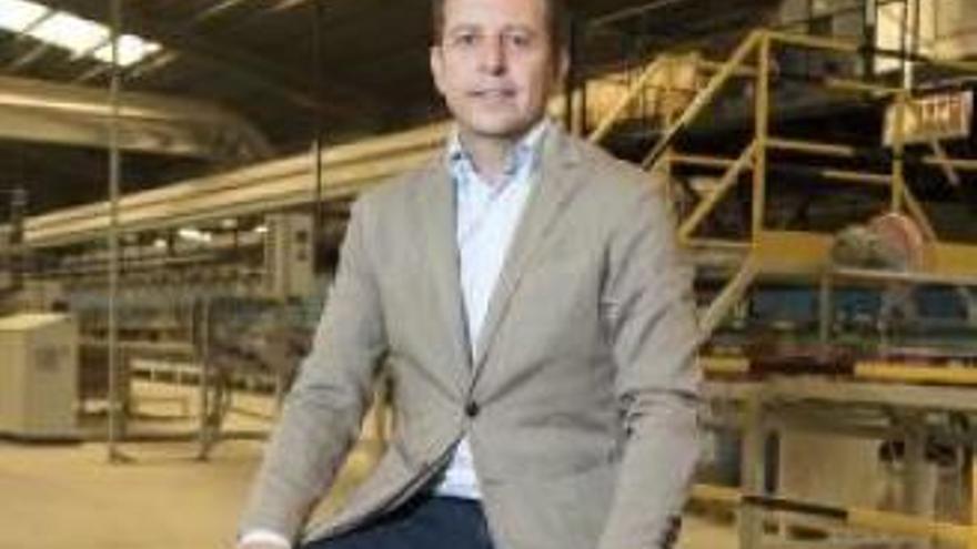 Pablo Chuliá en la planta de Colorker Group