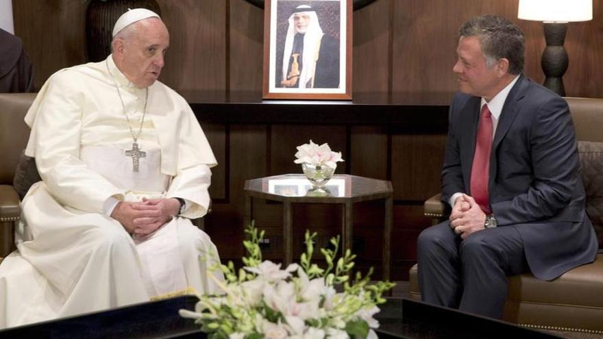 El Papa, en Oriente Medio: &quot;La paz ni se compra ni se vende, es cosa de gestos&quot;