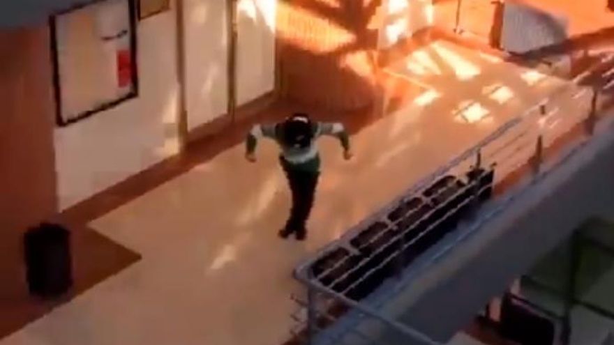 El curioso baile grabado en un edificio de la Universidad de Oviedo que arrasa en &quot;TikTok&quot;