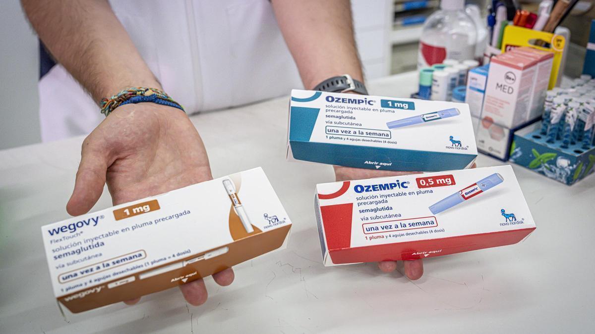 Varios de los medicamentos comercializados pora adelgazar.