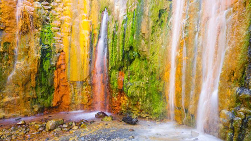 La cascada de colores en Canarias