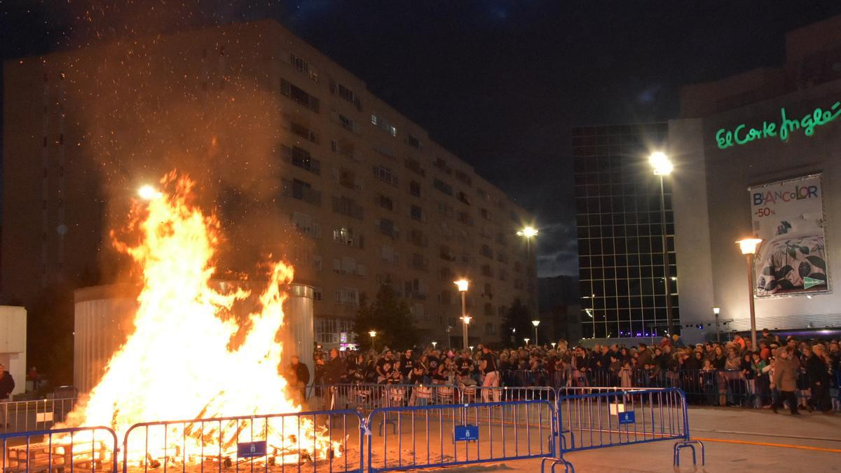 El Marimanta volverá a arder en la plaza de Conquistadores.