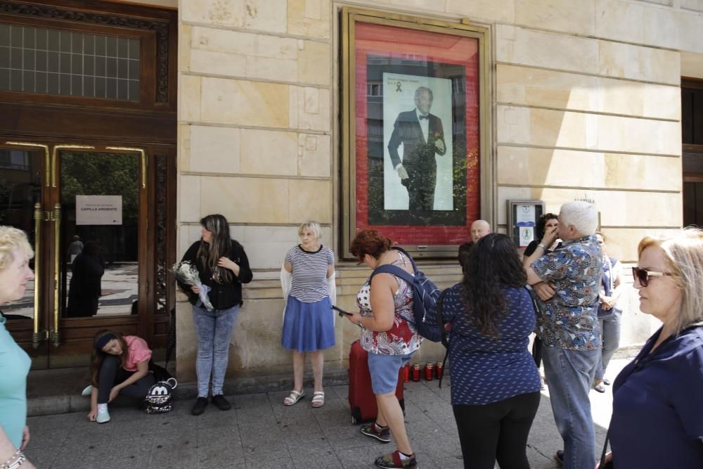 Despedida Arturo Fernández: Capilla ardiente en el teatro Jovellanos de Gijón