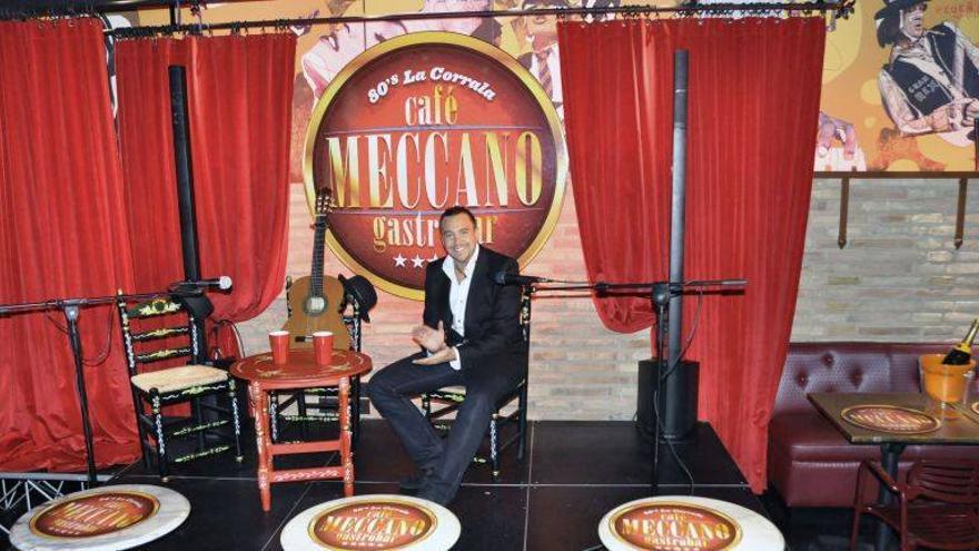 Carlos Ayora: "No se trata de aguantar la crisis sino de adaptarse"