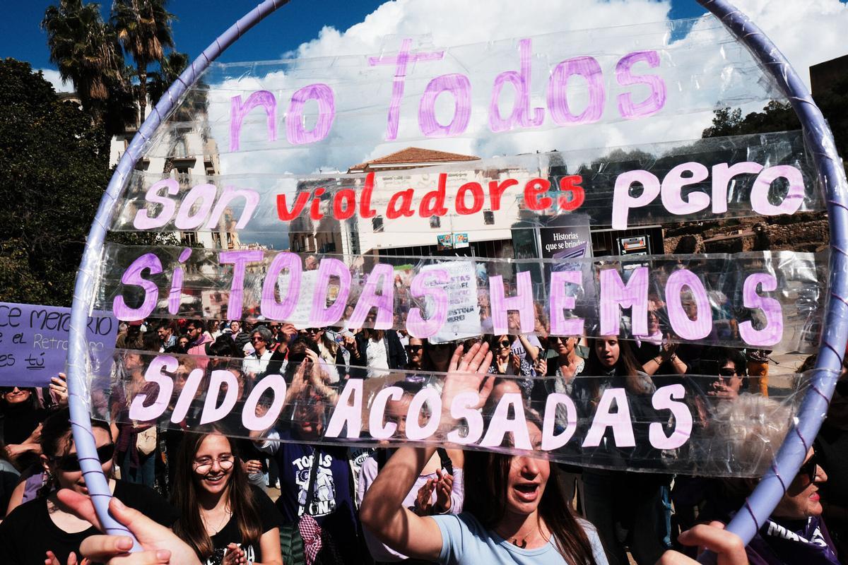 Manifestación por la celebración del 8M.