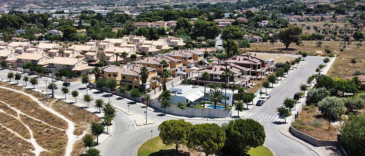 Vista aérea de la zona urbana de La Jaud de Elda.