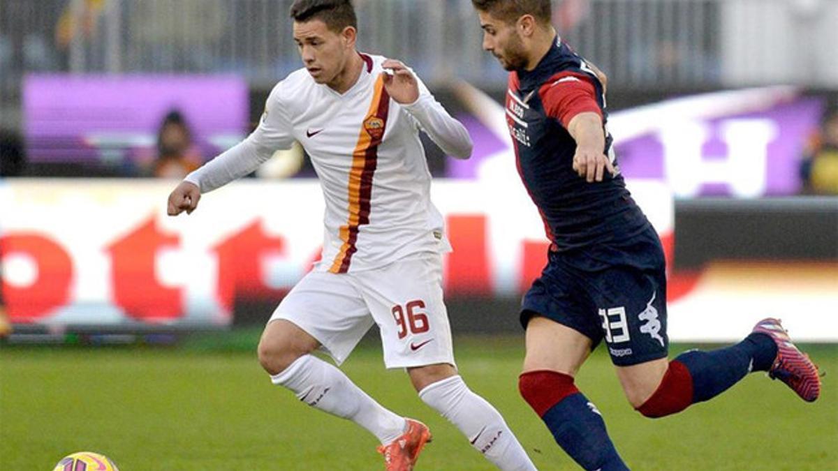 Tonny Sanabria en un partido con la Roma