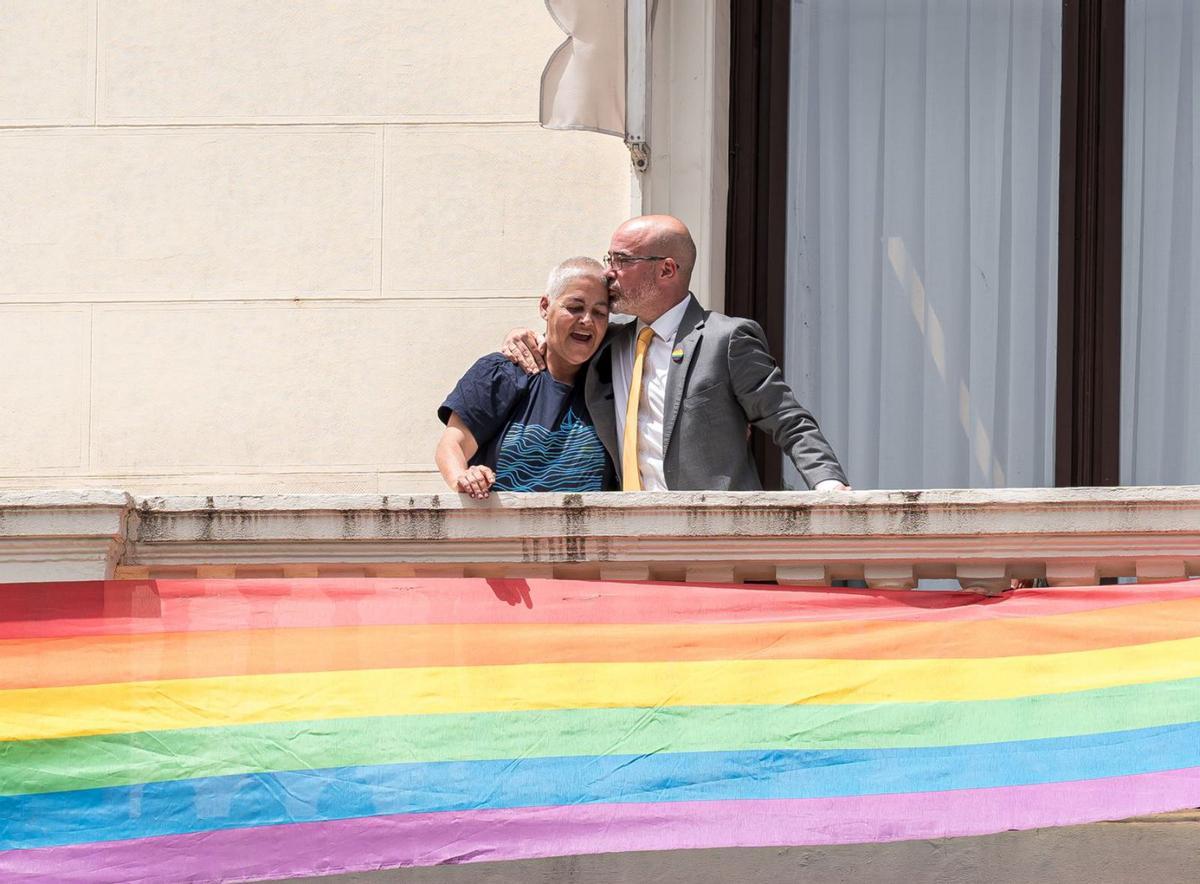 La polèmica pel cartell i la normativa LGTBI marquen la gran festa de Madrid