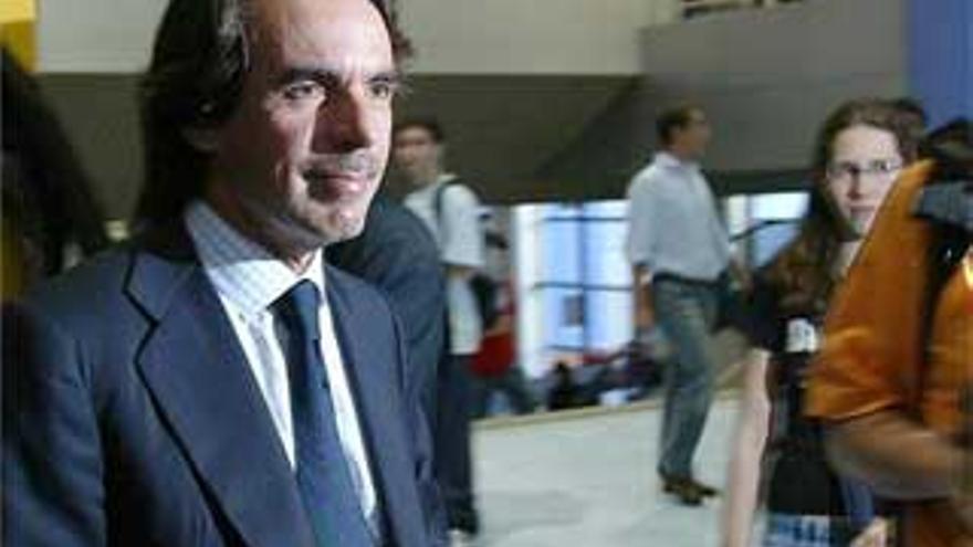 Aznar se implicará en la campaña electoral del PP