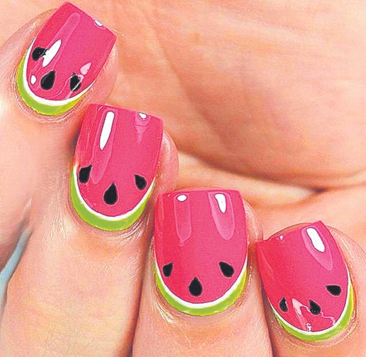 Uñas sandía.