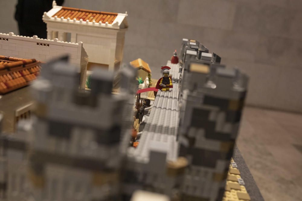 Montaje del Lego Belén en el Museo Etnográfico