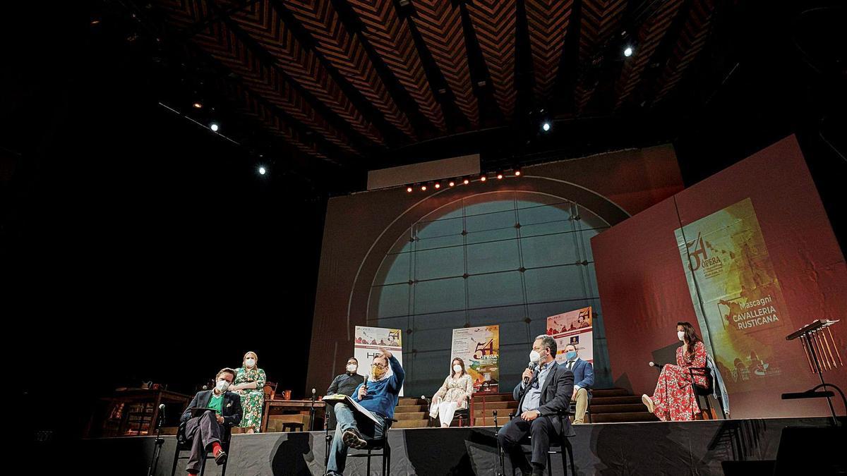 Una imagen de la presentación de ‘Cavalleria Rusticana’, penúltimo título de la 54ª Temporada de Ópera, ayer, en el Auditorio Alfredo Kraus. |