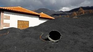 Un món de cendra a La Palma dos mesos després del volcà