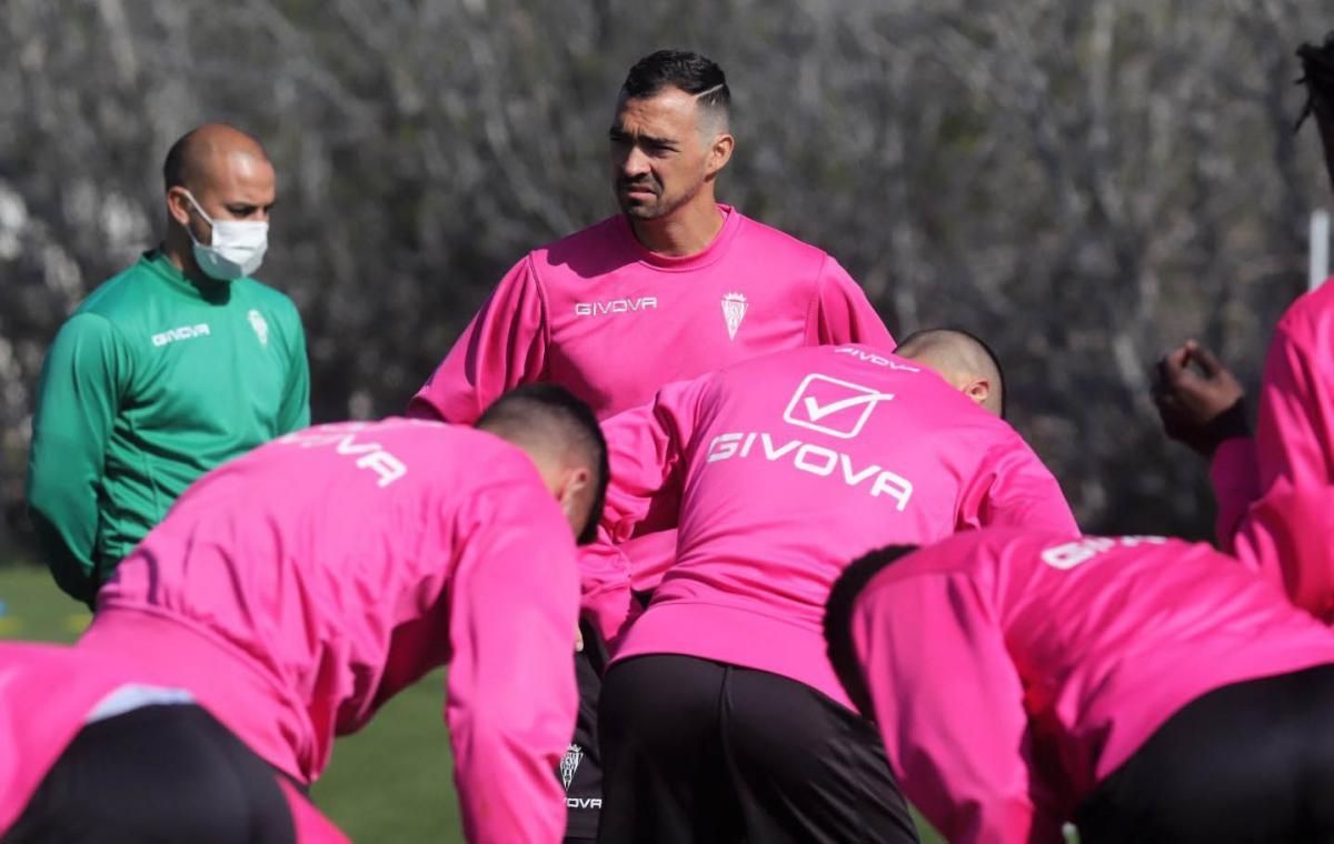 Alfaro y el factor motivacional en una sesión muy intensa del Córdoba CF