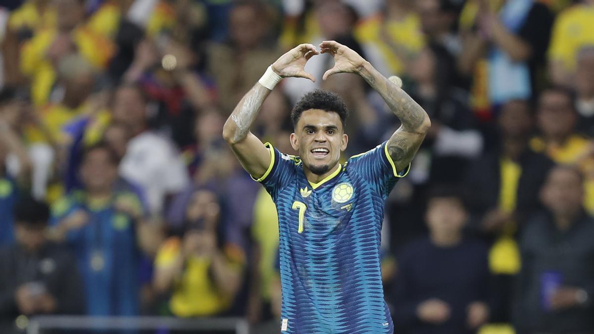 Luis Díaz, goleador y asistente ante Uzbekistán