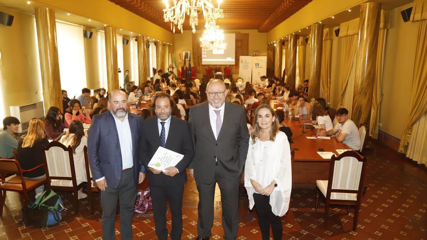 Un congreso aborda en Córdoba los retos futuros del uso sostenible del agua