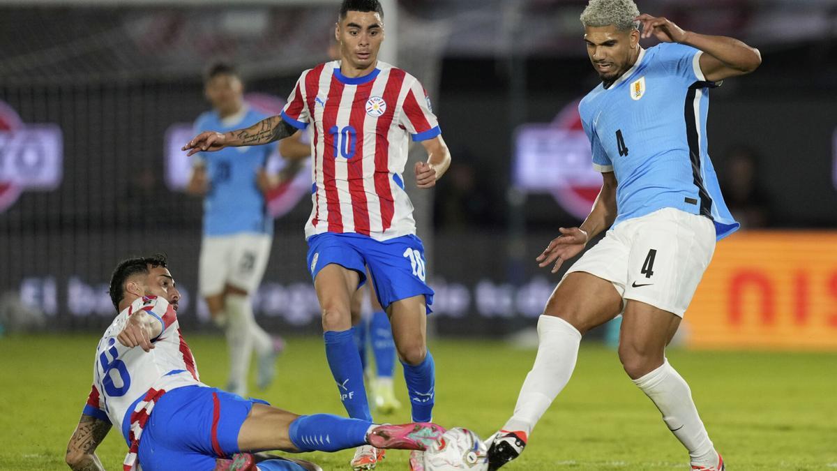 Araujo, en la derrota ante Paraguay