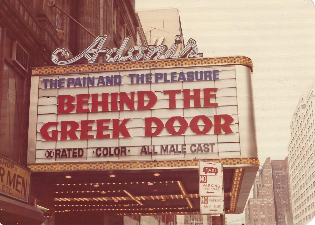 El Adonis, uno de los cines que Wilson tenía en Nueva York.