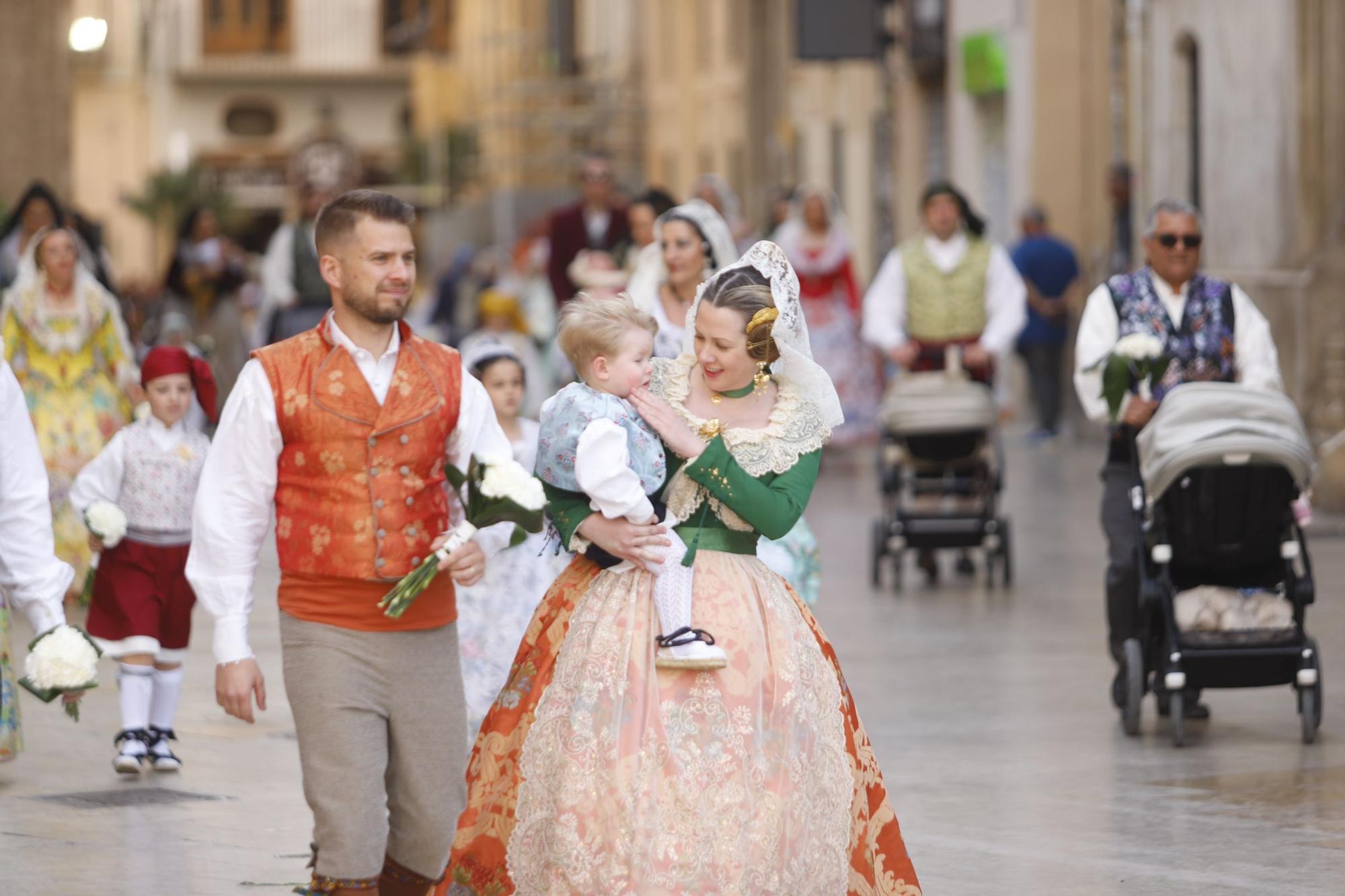 Búscate en el segundo día de la Ofrenda en la calle San Vicente hasta las 17 horas