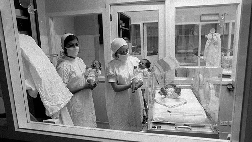 Bebés en el pasado.