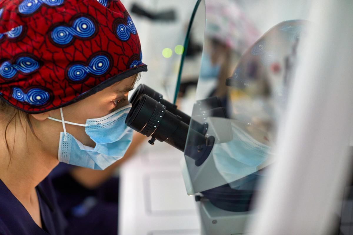 Para la doctora Paloma Baviera, uno de los principales retos sigue siendo la educación sanitaria