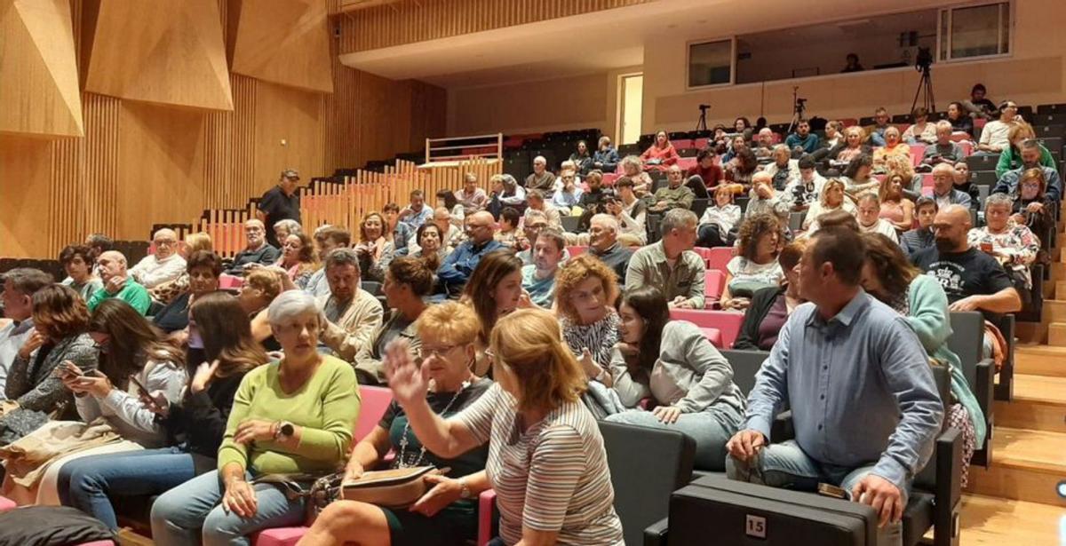 Asistentes  al recital de ayer en el auditorio de Lugones.